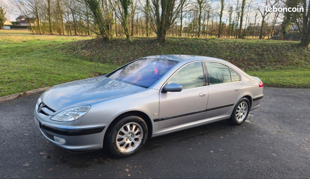 Peugeot 607 2.2L - Voitures