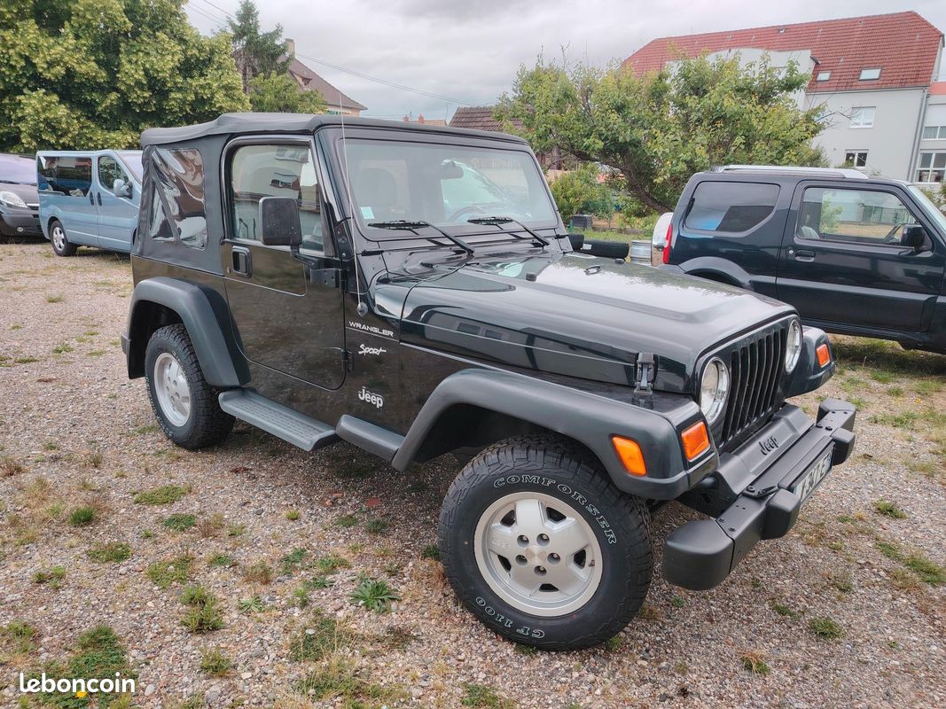Jeep Wrangler TJ 2.5 Sport 42500 KM 10CV 4x4 12 Mois garantie (image 5)
