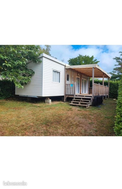 Local commercial 5 pièces 35 m² · à Saint-Félix-de-Bourdeilles · 35 m² · 22 500 €