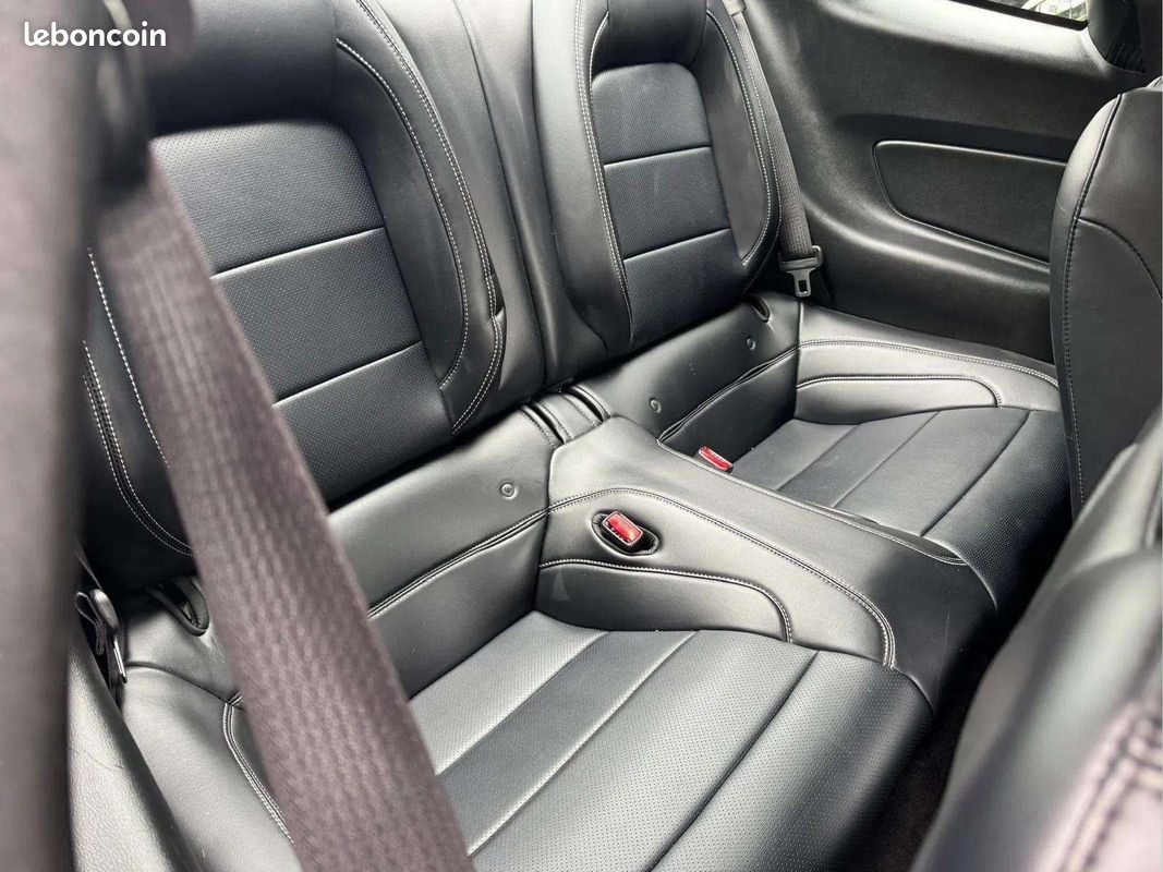 FORD Mustang GT * V8 5.0 * 421 ch * BVA * Faible Kilométrage * Cuir (image 15)