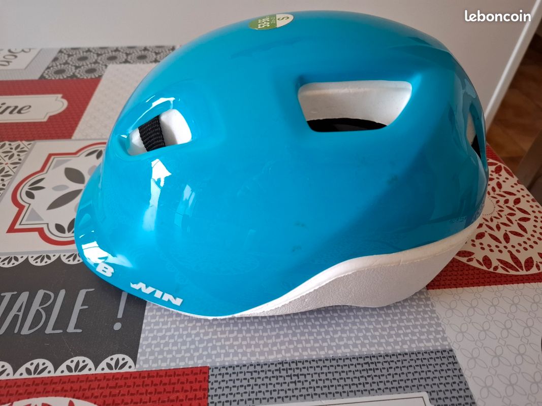 À vendre casque vélo enfant (image 2)
