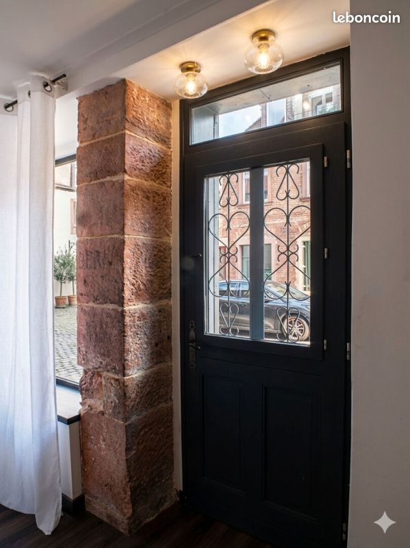 Local commercial 200 m² · à Tournus · 200 m² · 182 650 €