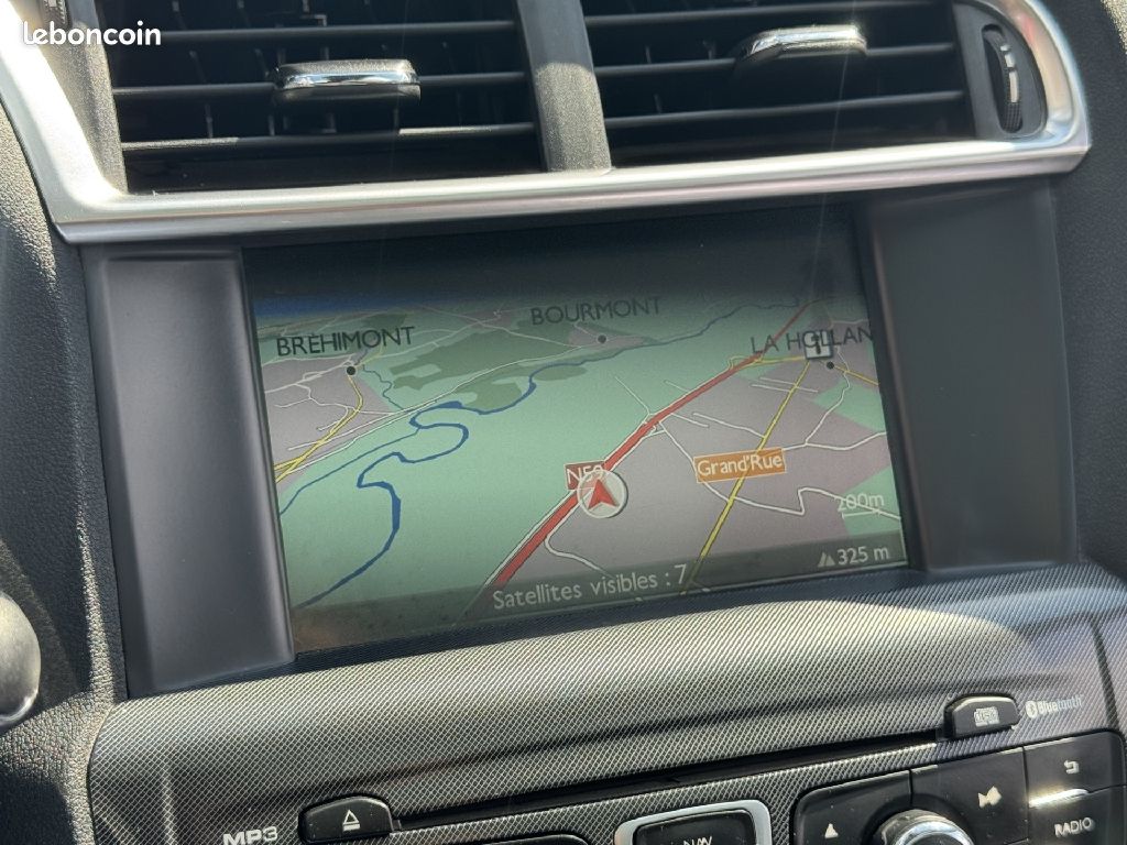 Citroën C4 e-HDi 115 Exclusive + ETG6 (image 8)