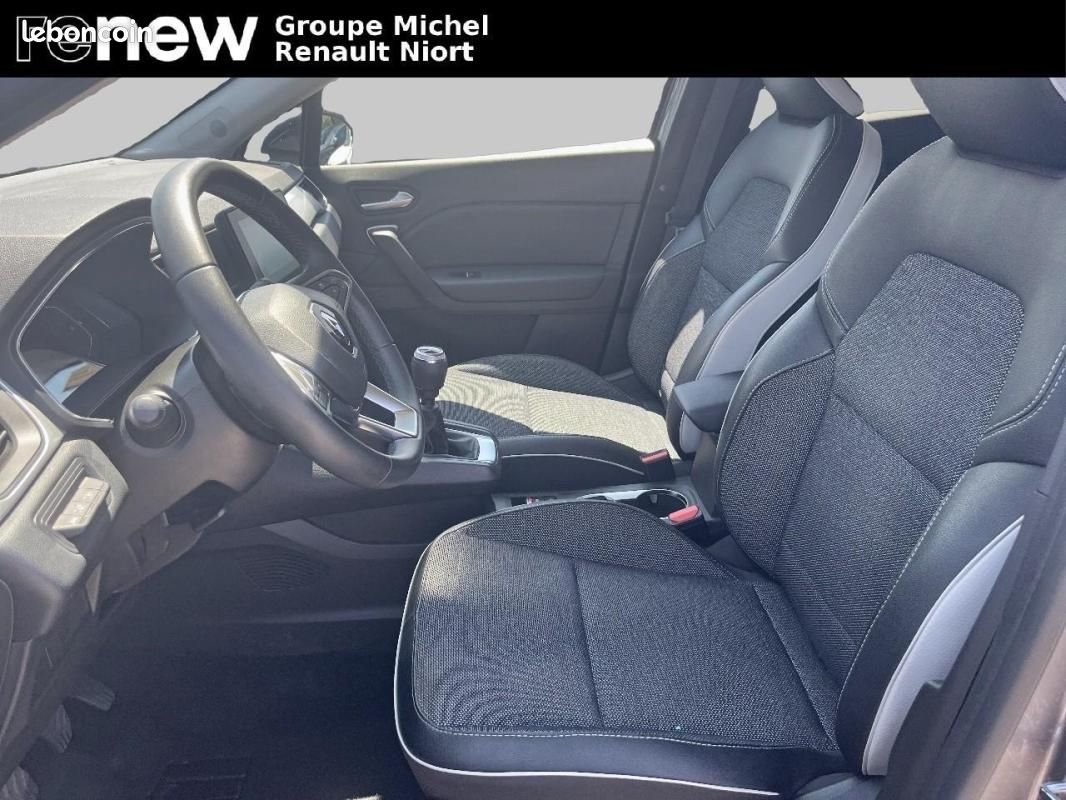 Renault Captur mild hybrid 140 Techno (image 10)