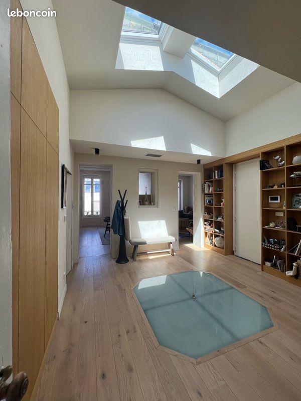 Appartement 5 pièces 147 m² · à Bordeaux · 147 m² · 2 350 €