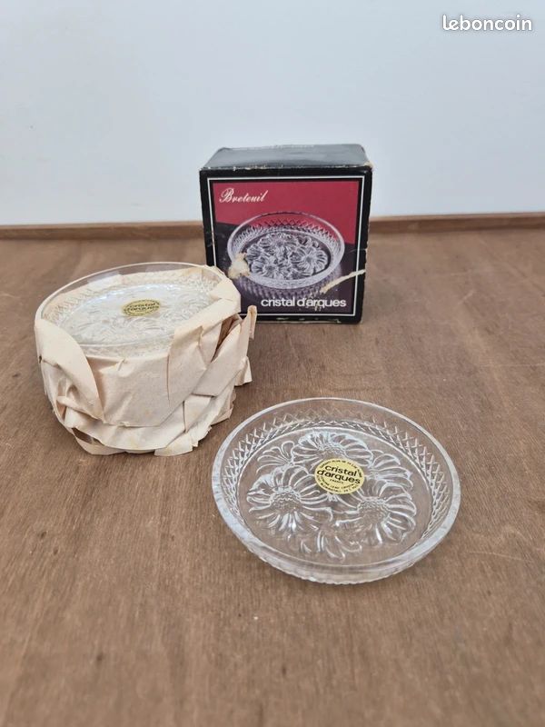 Cristal d’Arques vintage – lot cendrier Fougère + 6 sous-verres Breteuil – boîtes (image 5)