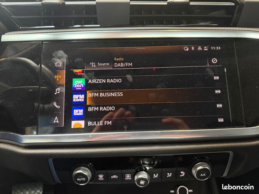 AUDI Q3 35 TFSI 150 ch S tronic 7 Business line (image 30)