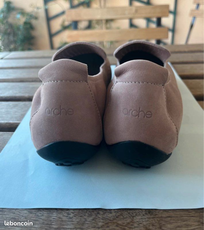 Chaussures ARCHE En Cuir - Taille 38 - Talons - Multicolore - Occasion