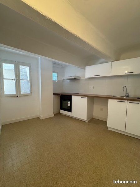 Appartement 2 pièces 56 m² · à Marseille · 56 m² · 890 €/mois
