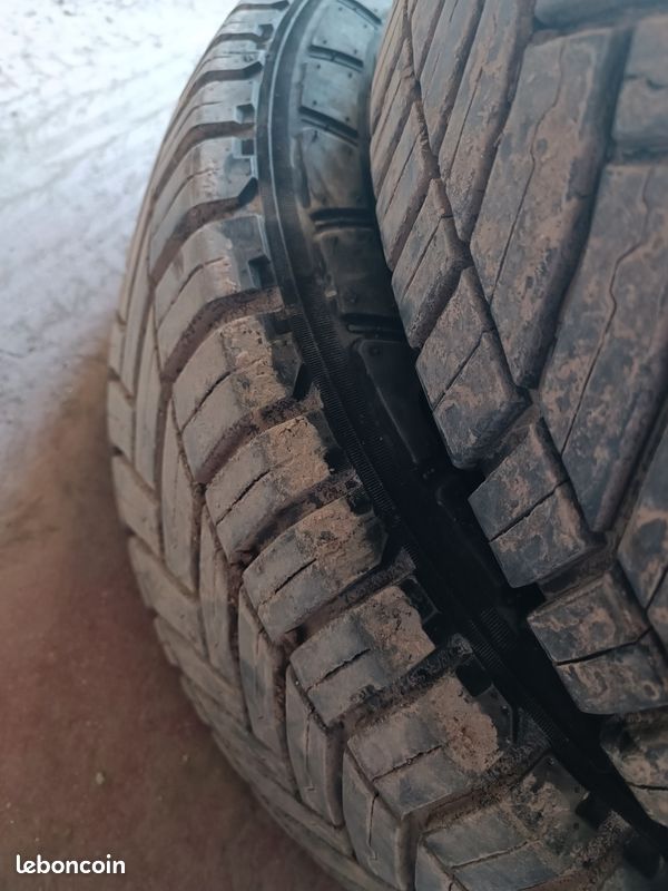 2 Pneus 215/65 R16C (image 2)