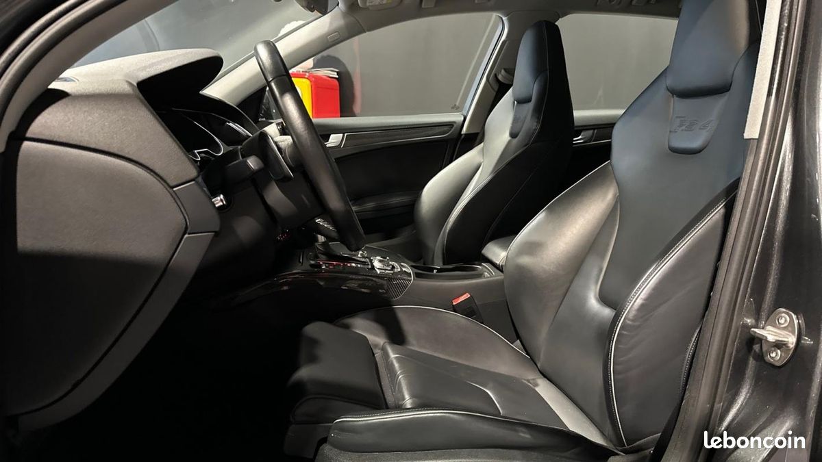 Audi RS4 Avant V8 4.2 FSI 450 Quattro (image 13)