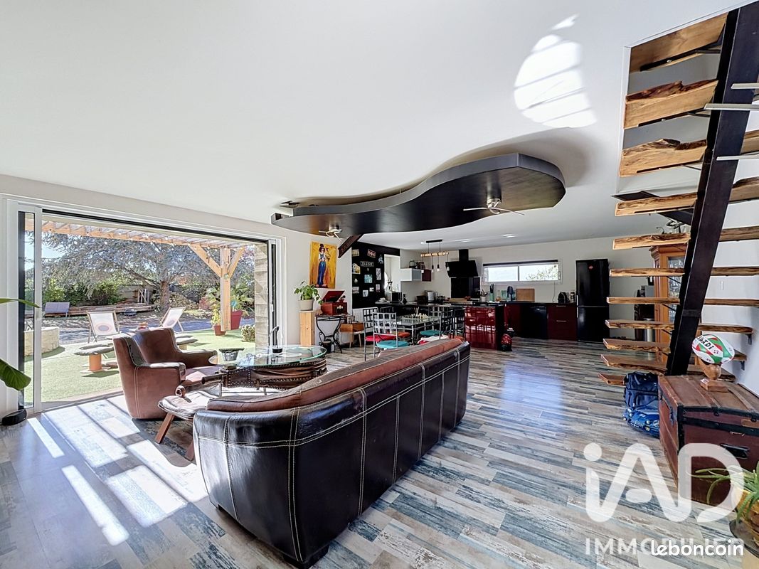 Maison 6 pièces 161 m² · à Saint-Martin-la-Pallu · 161 m² · 269 000 €