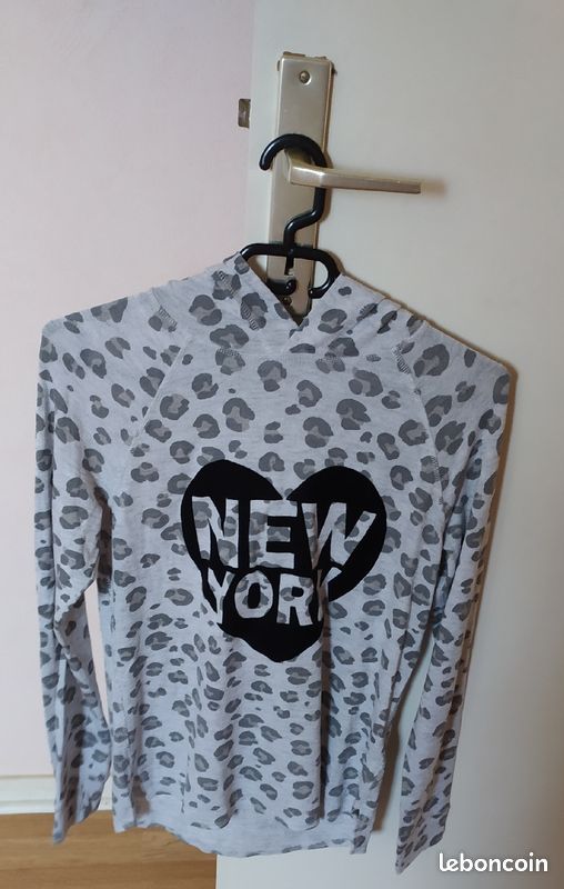 Pull gris (image 1)