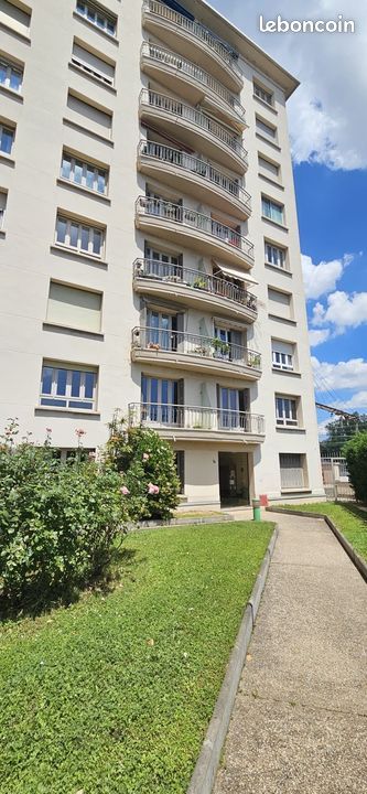 Appartement 3 pièces 59 m² · à Lyon · 59 m² · 1 233 €