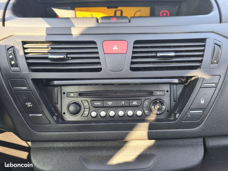 Citroen C4 PICASSO 1.6 E-HDI110 FAP ATTRACTION BMP6 (image 18)