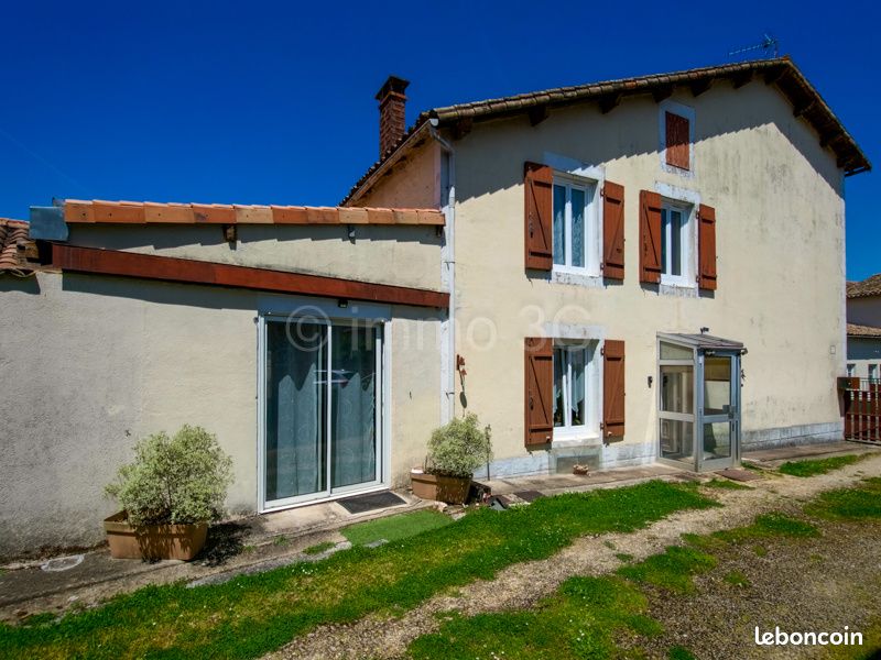 Maison 9 pièces 194 m² · à Sauzé-Entre-Bois · 194 m² · 150 000 €