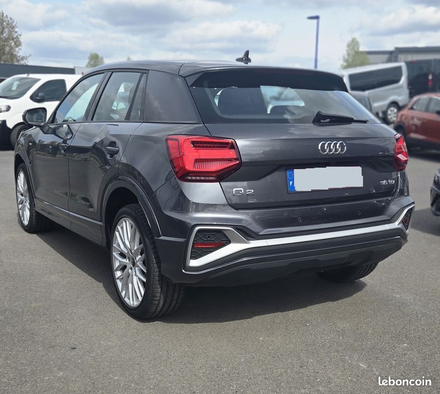 Audi Q2 II 35 TDI 150ch BVA7 S-Line (image 2)