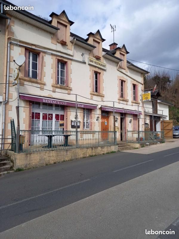 Immeuble 12 pièces 300 m² · à Uzerche · 300 m² · 98 000 €