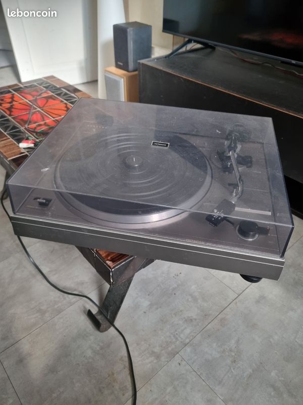 Belle platine vintage Hitachi HT-320 (image 2)