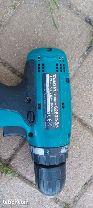 Visseuse MAKITA 6280D + mallette + 3 batteries HS + chargeur (image 2)