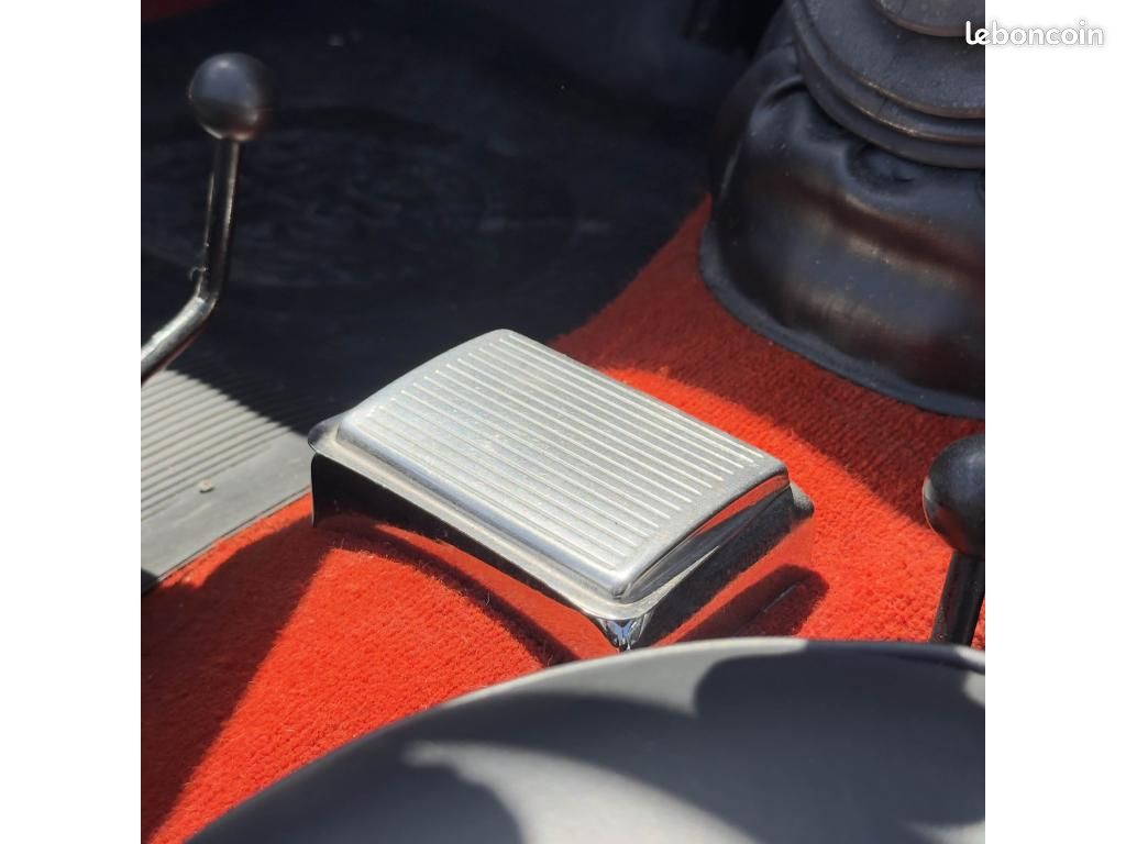 Alfa romeo giulietta spider (image 18)