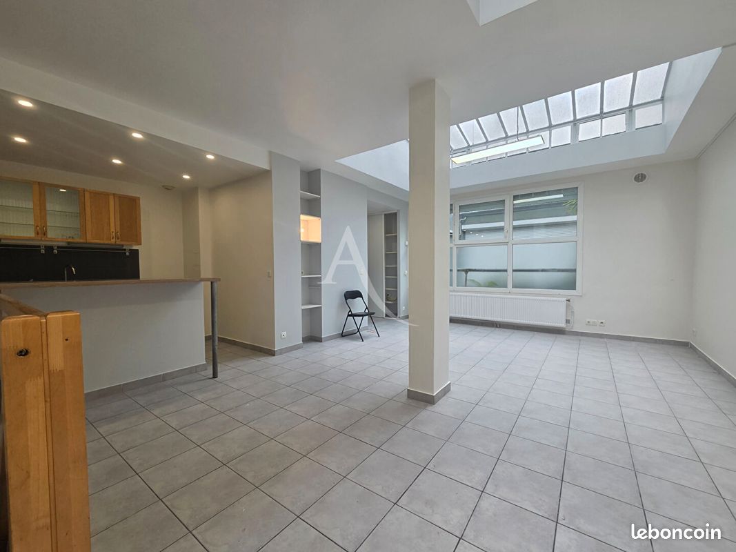 Appartement 3 pièces 82 m² · à Paris · 82 m² · 719 000 €