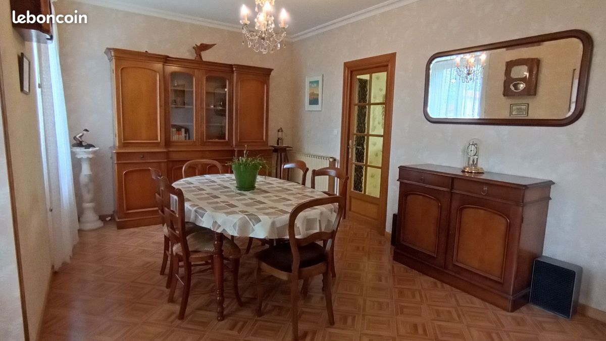 Maison au bord du lac (image 3)