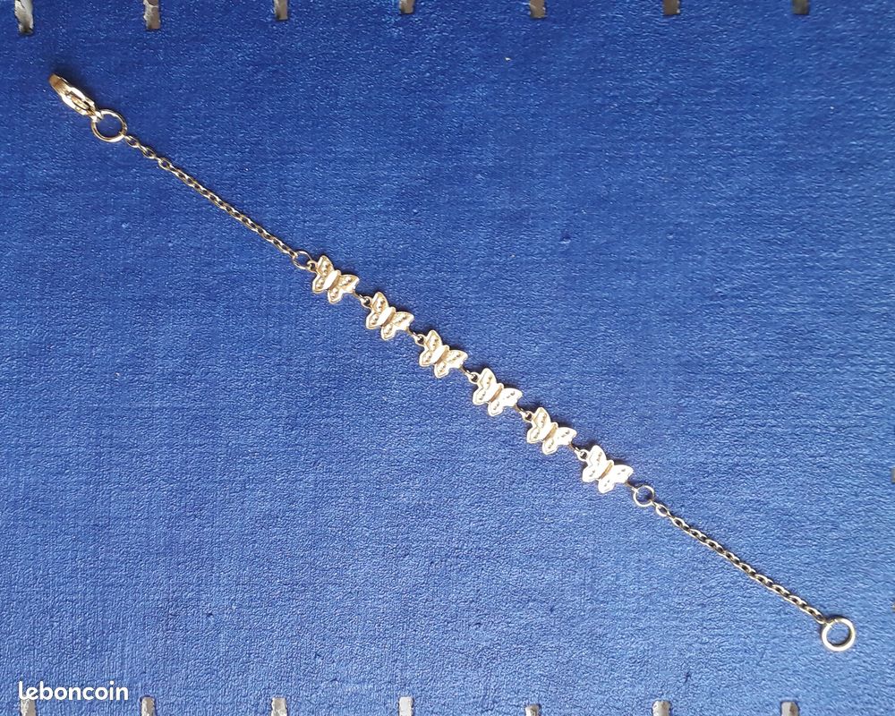 Bracelet "Papillons" en acier doré (image 3)