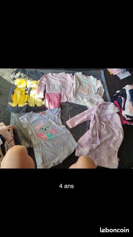 Vêtements fille 4 ans (image 1)