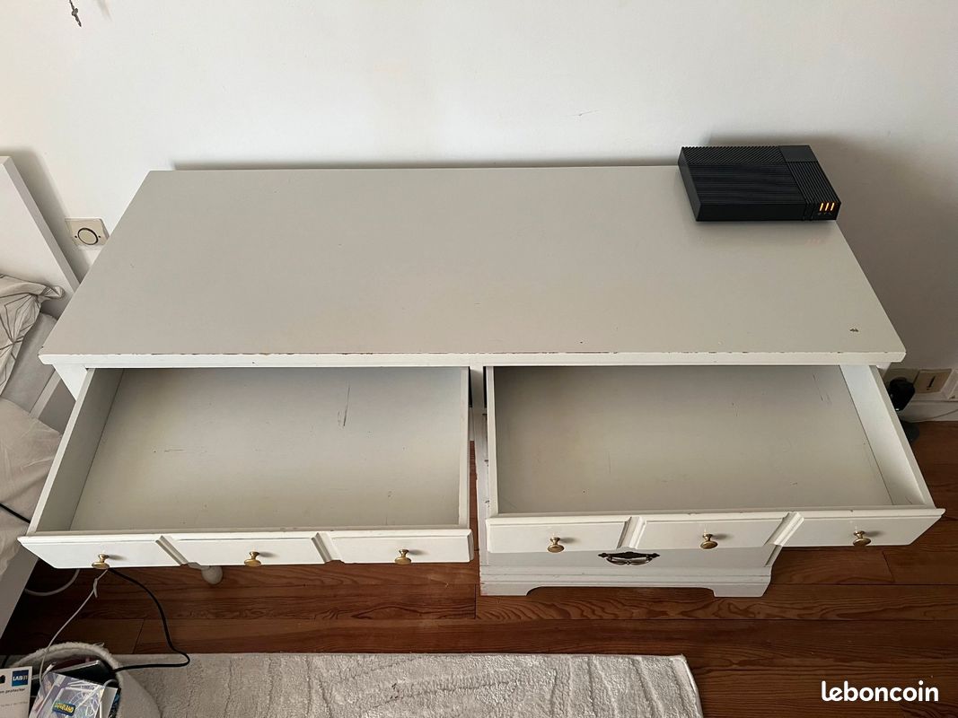 Bureau (image 3)