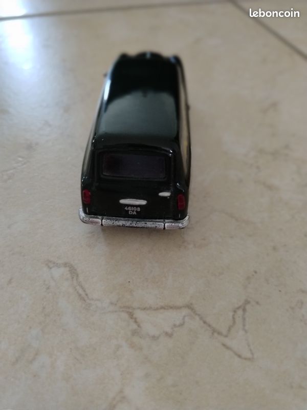 Miniature Peugeot 403 Break 1962 Norev 1/43 - État Neuf, Boîte Plexiglass