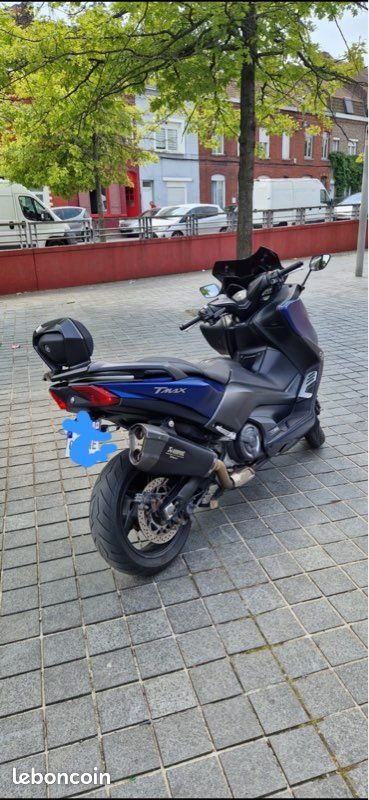 Vend ou échange tmax de 2019 (image 2)