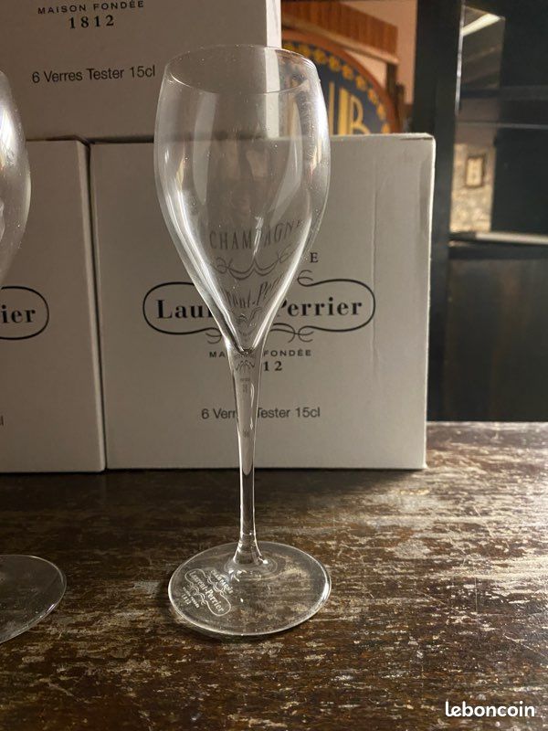 Laurent Perrier La Cuvee Brut With 2 Flutes (75cl) - Champagne One