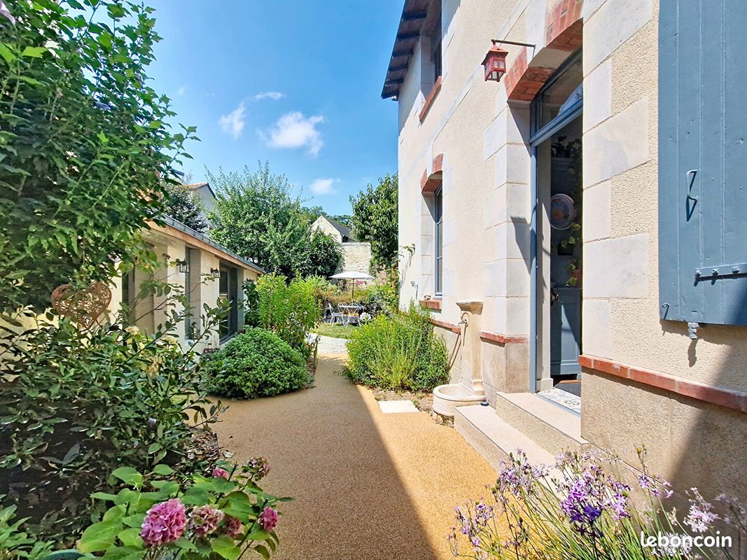 Maison 4 pièces 153 m² · à Gennes-Val-de-Loire · 153 m² · 338 300 €
