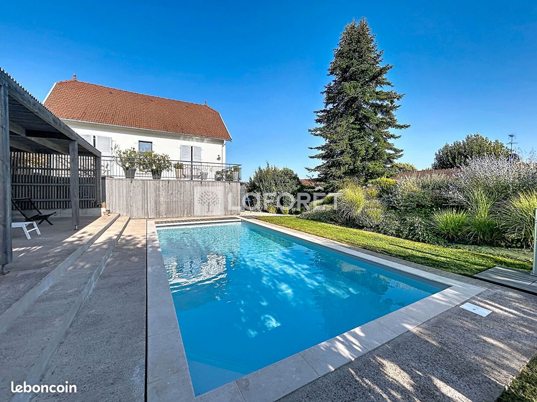 Maison 6 pièces 124 m² · à Vesoul · 124 m² · 465 000 €