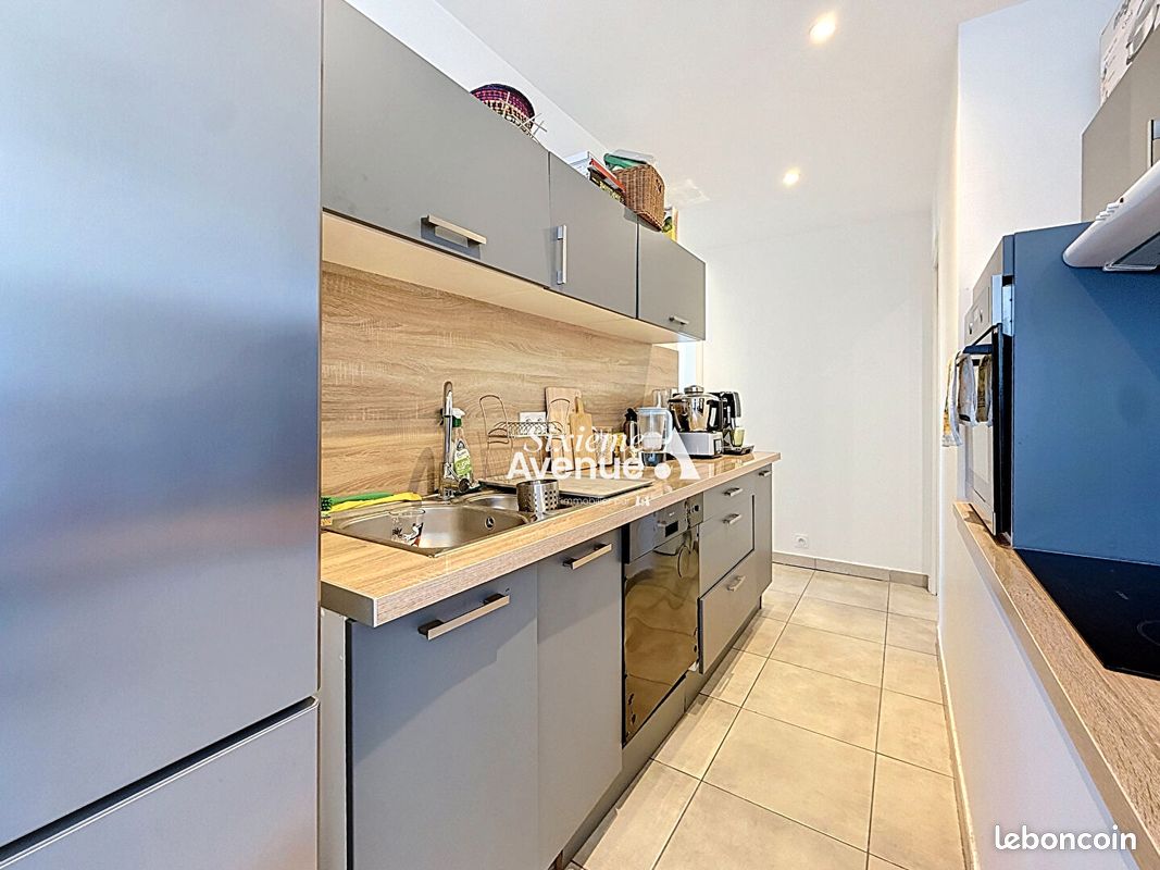 Appartement 3 pièces 46 m² · à Grasse · 46 m² · 272 000 €