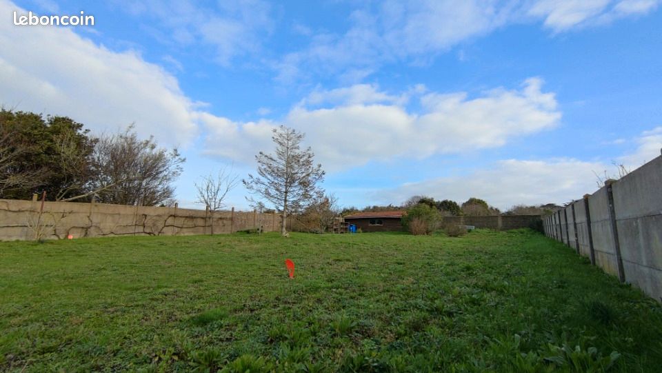 Terrain 669 m² · à Préfailles · 255 000 €