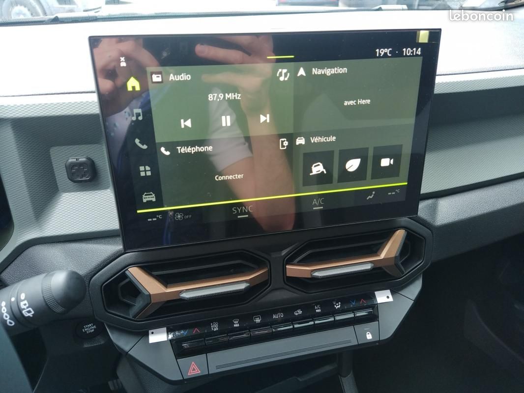 Dacia bigster EXTREME Mild Hybrid TCE 140ch BVM (image 14)