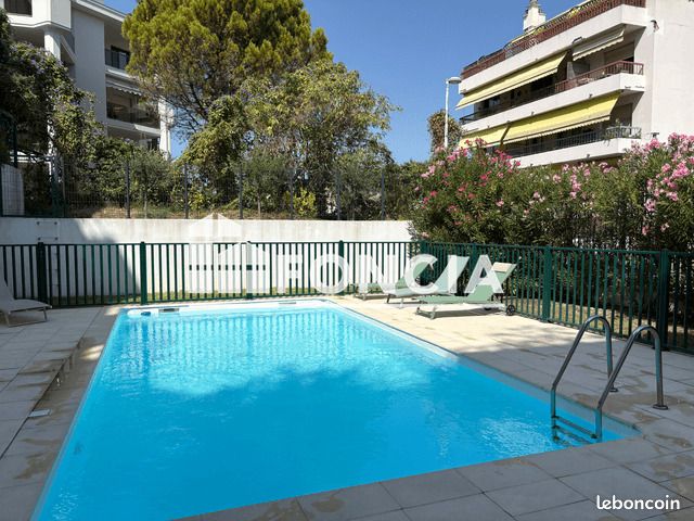 Appartement 2 pièces 52 m² · à Nice · 52 m² · 1 052 €