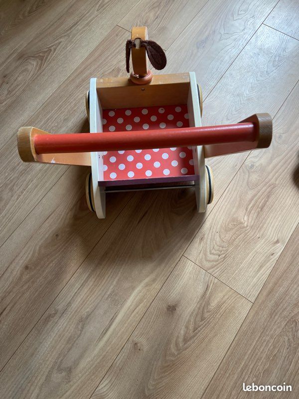 Chariot de marche en bois (image 4)