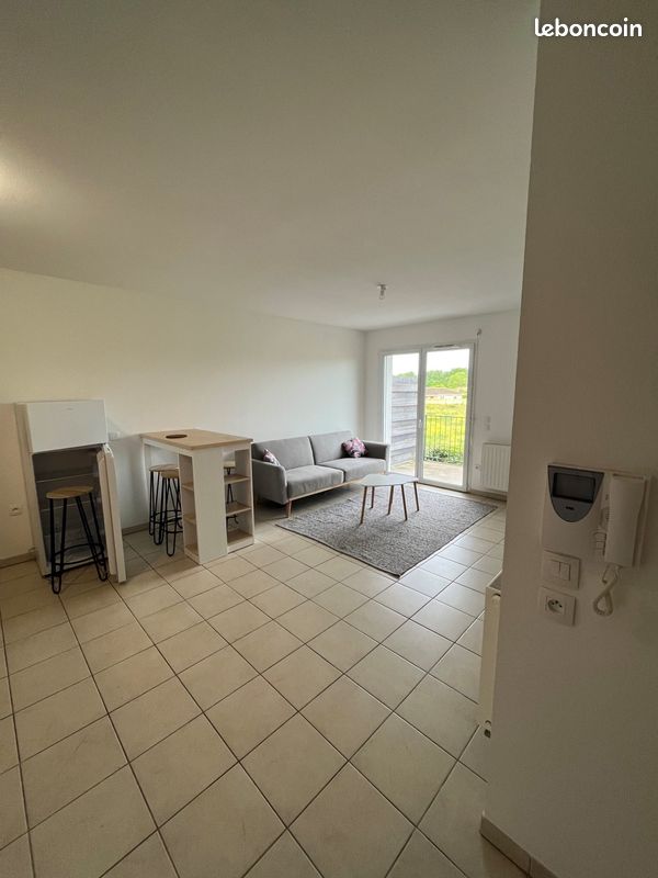 Appartement 3 pièces 56 m² - Ambarès-et-Lagrave 33440 (image principale 0)
