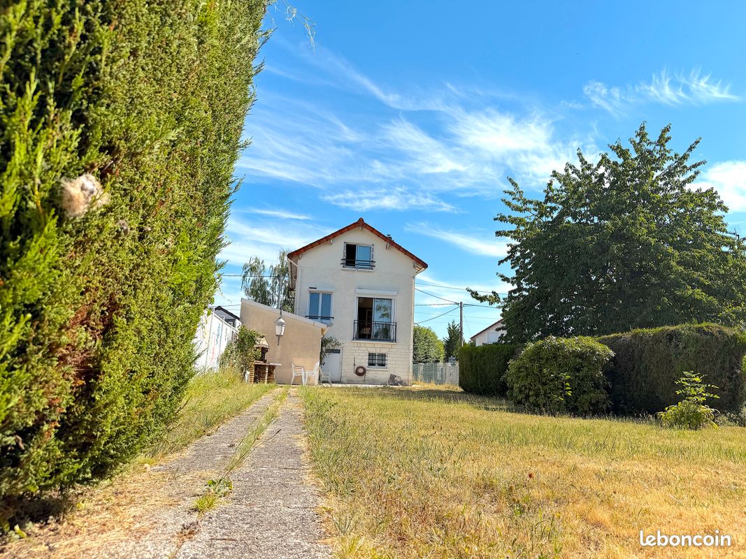 Maison 6 pièces 90 m² · à Noisy-le-Grand · 90 m² · 295 000 €