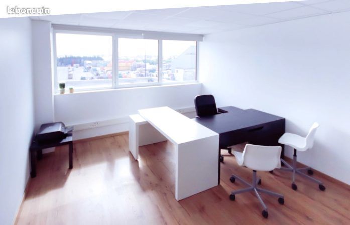 Bureaux 23 m² Carpiquet (image 2)