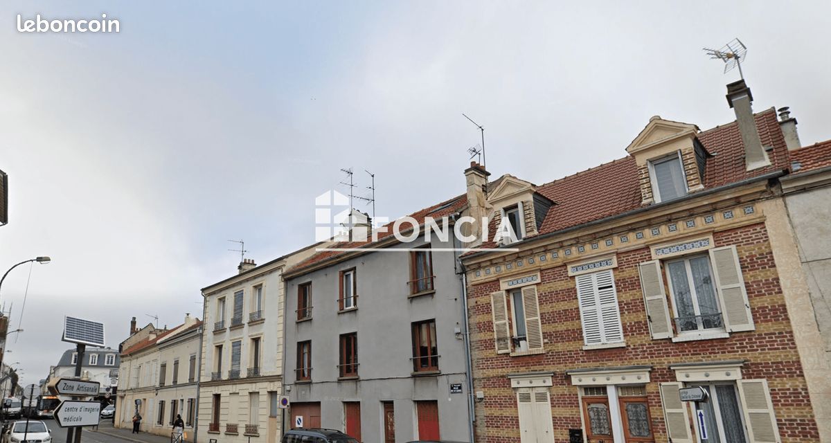 Parking · à Deuil-la-Barre · 55 €/mois