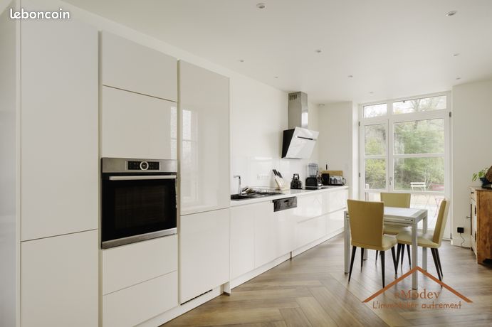 Propriété 6 pièces 206 m²