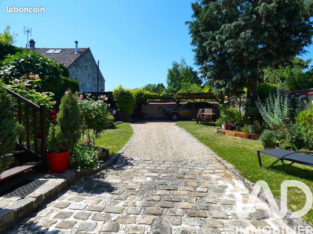Maison 6 pièces 131 m² · à Vert · 131 m² · 270 000 €