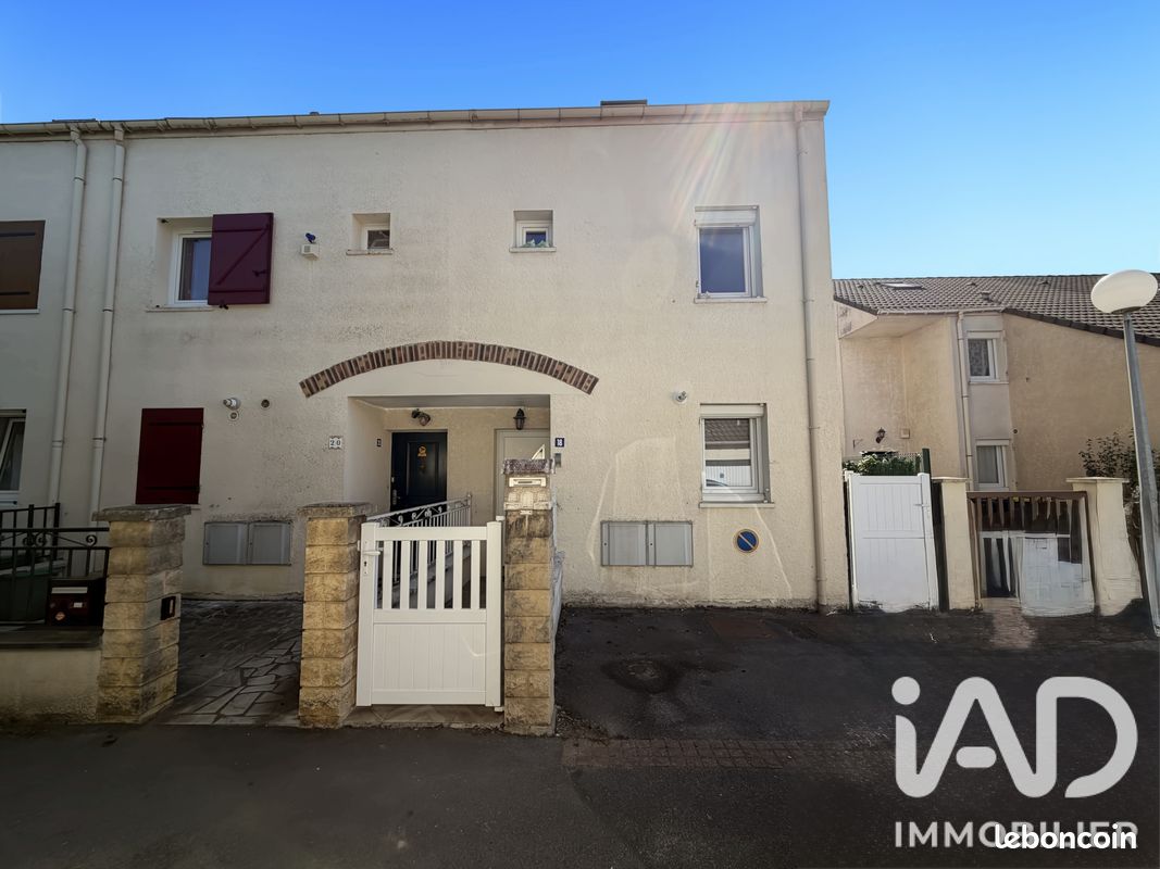 Maison 4 pièces 85 m² · à Roissy-en-Brie · 85 m² · 319 000 €