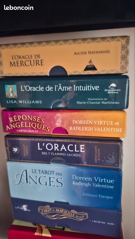 Lot tarots oracles (image 6)
