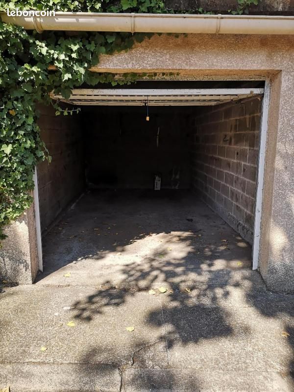 Garage Montpellier · 61 €/mois