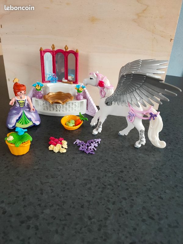 Playmobil cheval ailé 5144 (image 1)